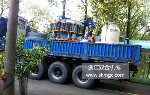 浙江雙金機械圓錐式破碎機
